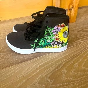 NoBulll High Top trainers. Womens size 6.5